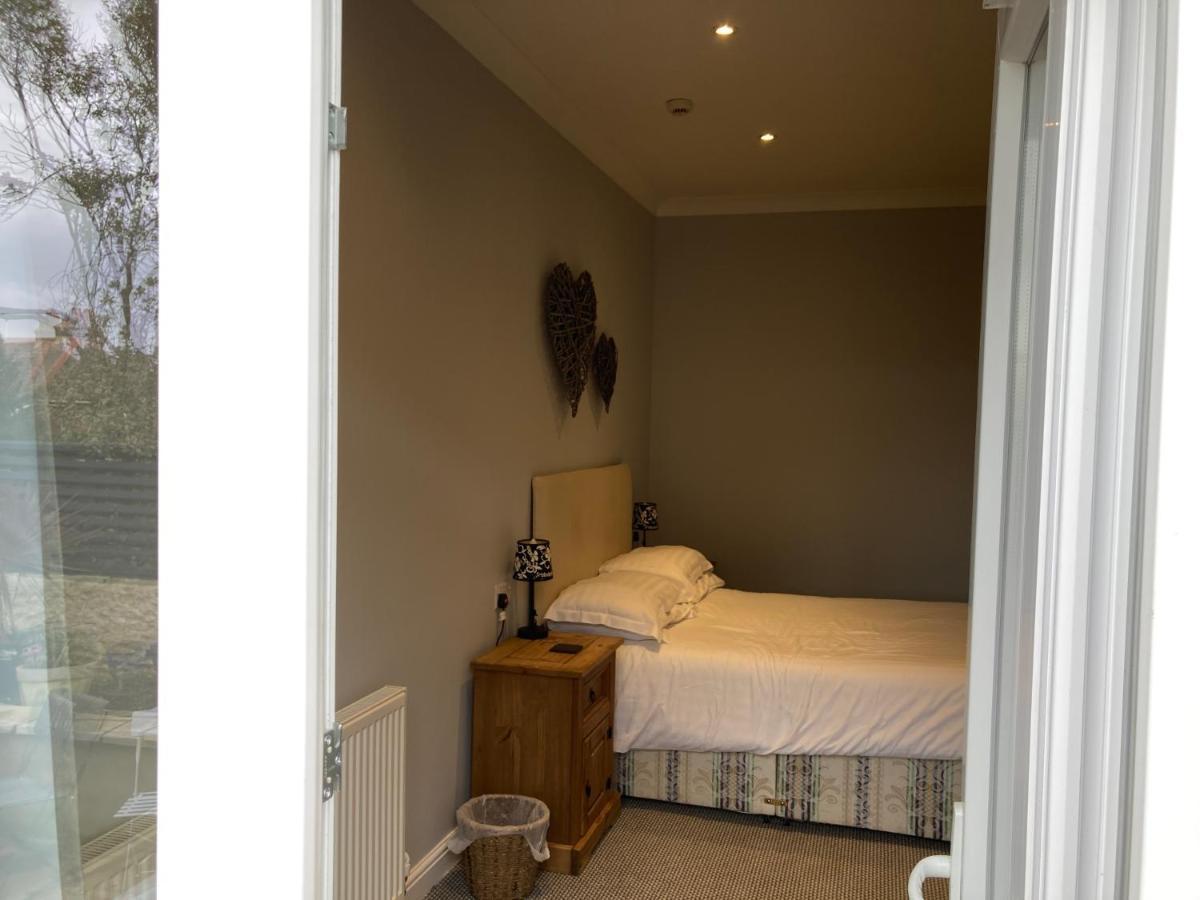 Hotel Wicks At 26 Sandown Exterior foto